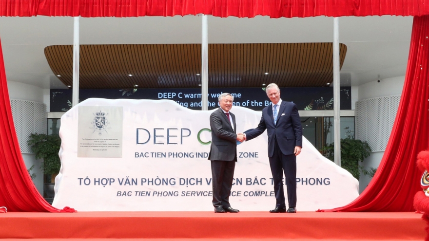 King of Belgium inaugurates DEEP C service complex in Quang Ninh