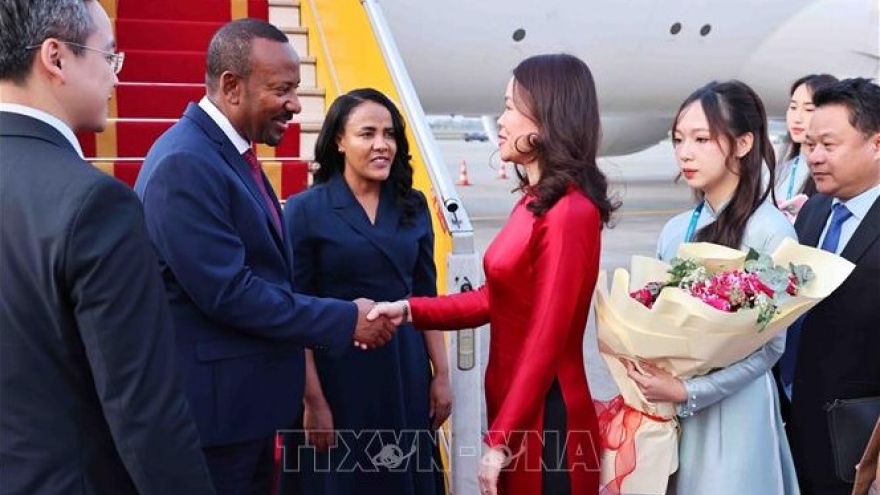 Ethiopian PM starts official visit to Vietnam