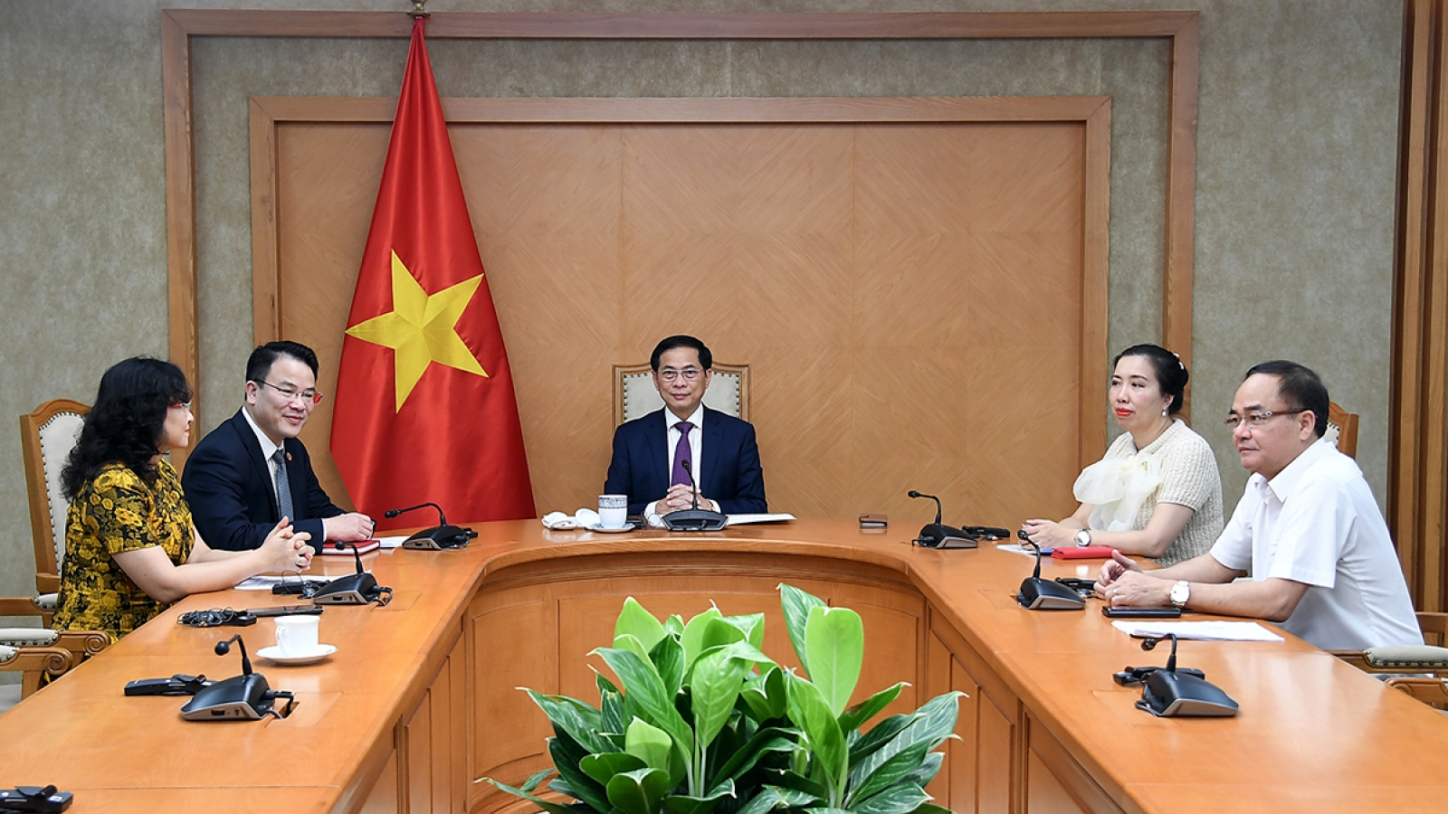 EU seeks to upgrade ties with Vietnam to comprehensive strategic partnership