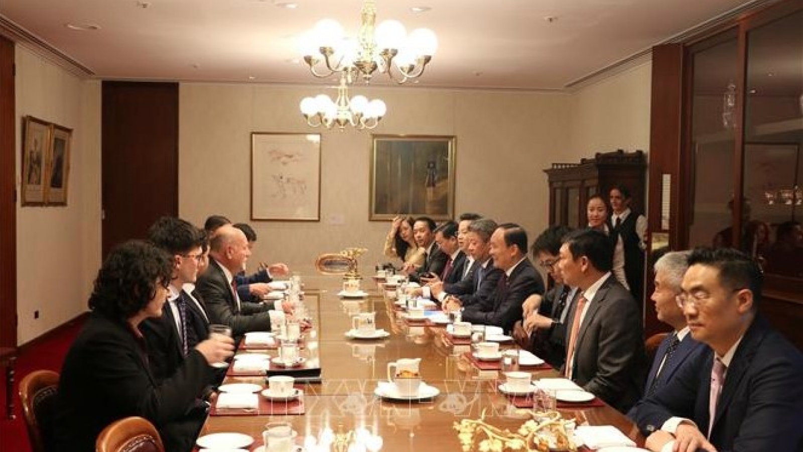 Hanoi seek broader cooperation with Australian localities