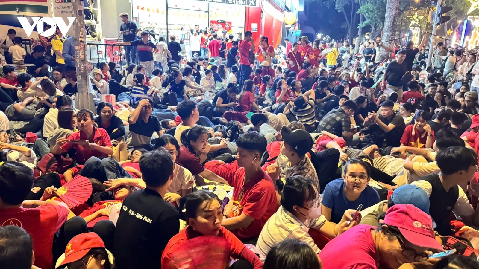 Downtown Ho Chi Minh City packed with people waiting to watch military parade