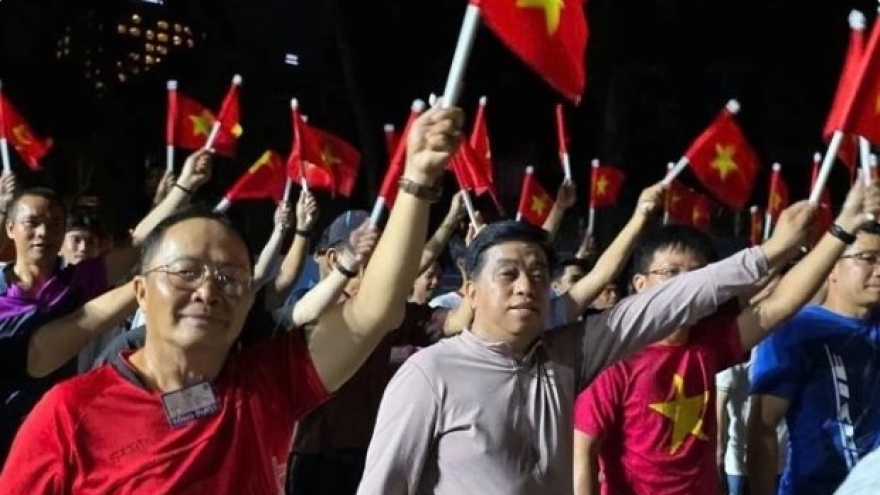 OVs celebrate national reunification with deep love for homeland