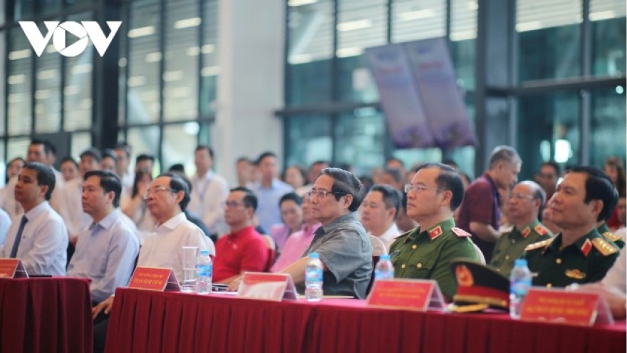 Tan Son Nhat T3 terminal launches biometric boarding service