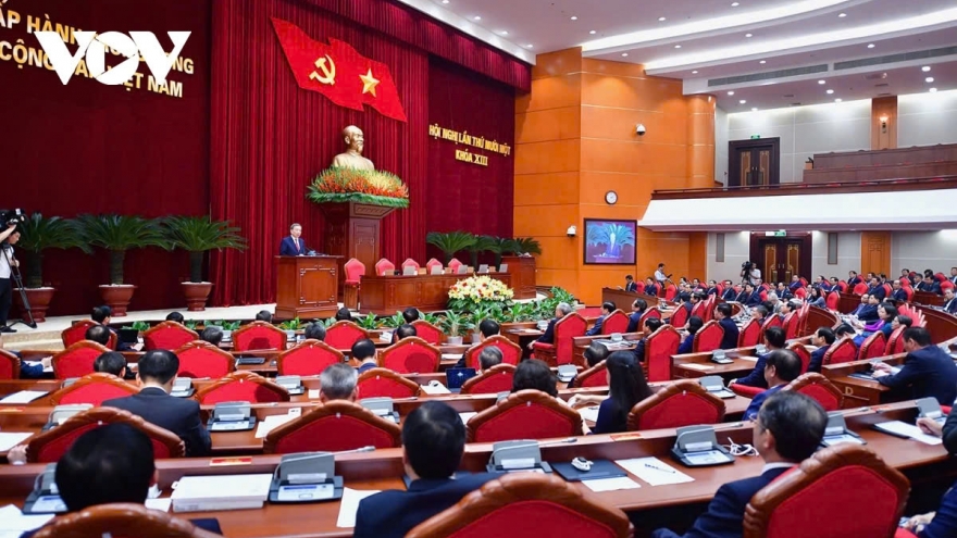 Elite Party officials approve historic decisions to move Vietnam forward