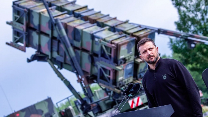 Ukraine sẵn sàng chi "khủng" để sở hữu thêm 10 "lá chắn thép" Patriot từ Mỹ