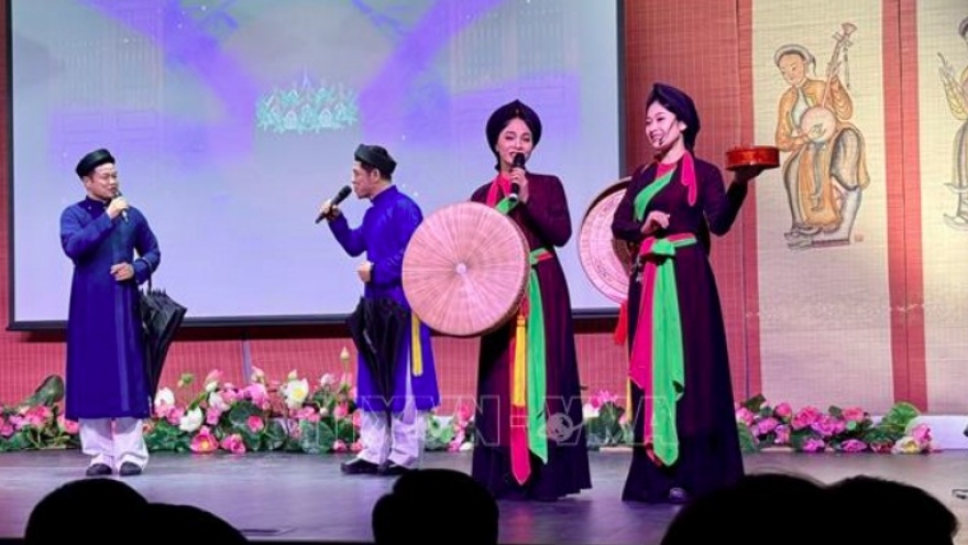 Vietnamese cultural heritages introduced to French public