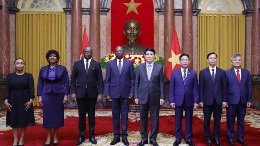 State leader receives ambassadors from different countries