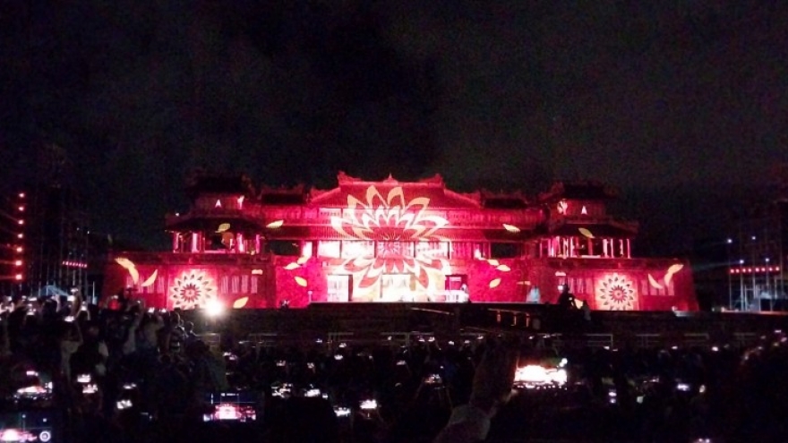 Free nighttime access to Hue Imperial Citadel during national holidays