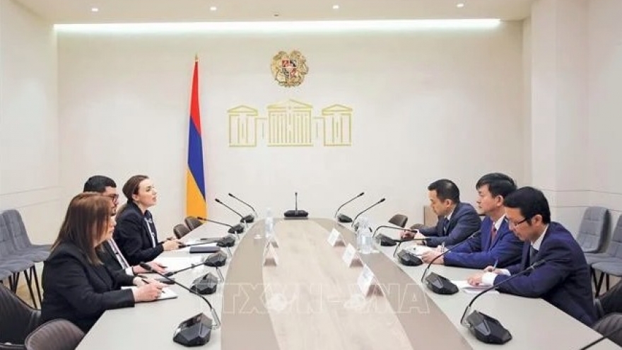 Vietnamese, Armenian NA offices eye stronger cooperation