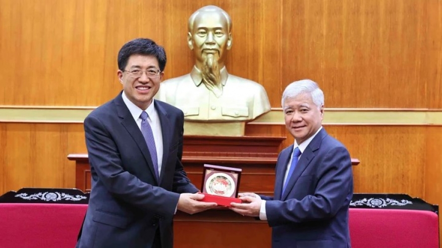 Vietnamese, Chinese youth urged to foster bilateral traditional friendship