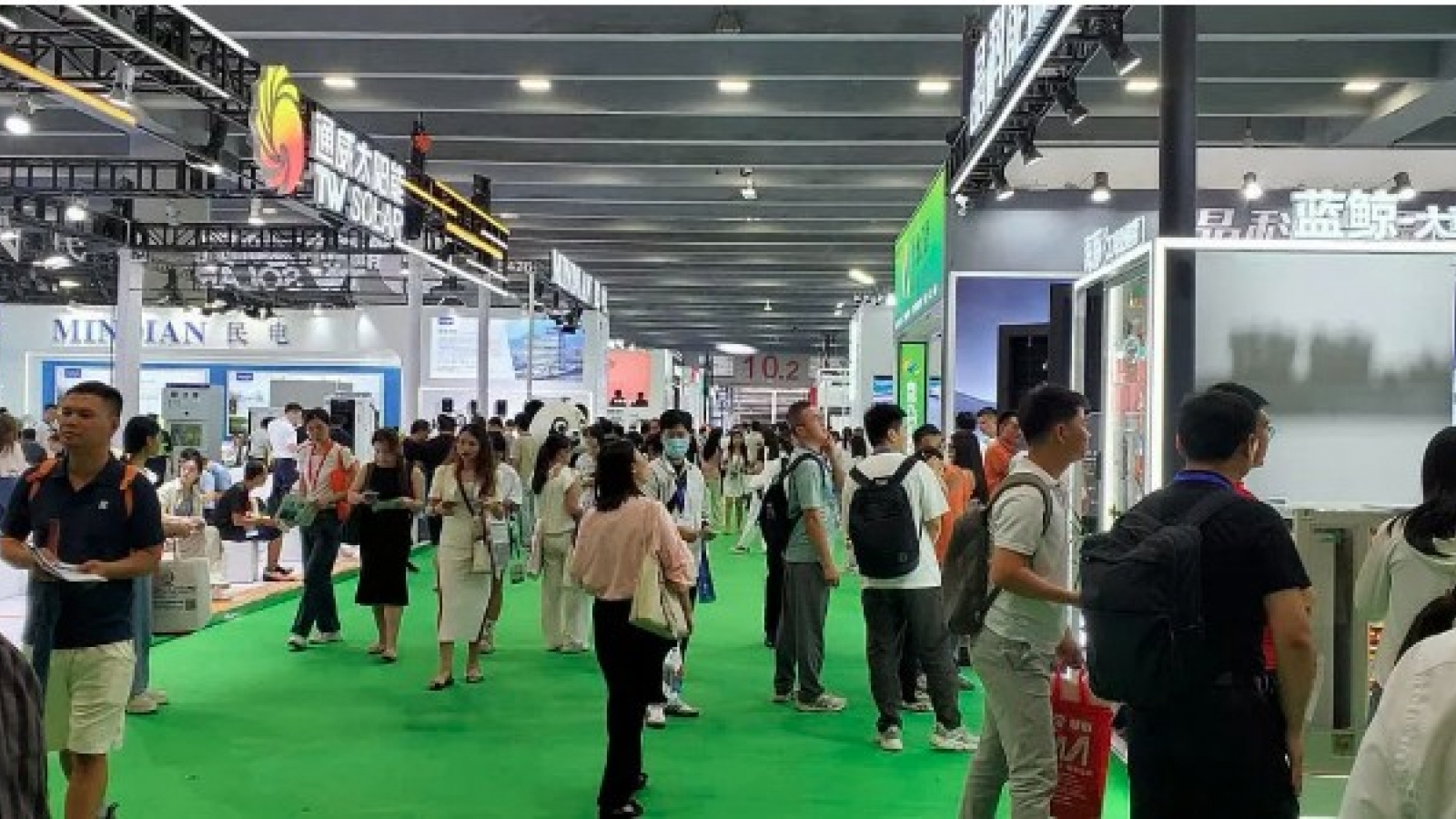 Green energy technologies from Vietnam, China, ASEAN featured at April expo