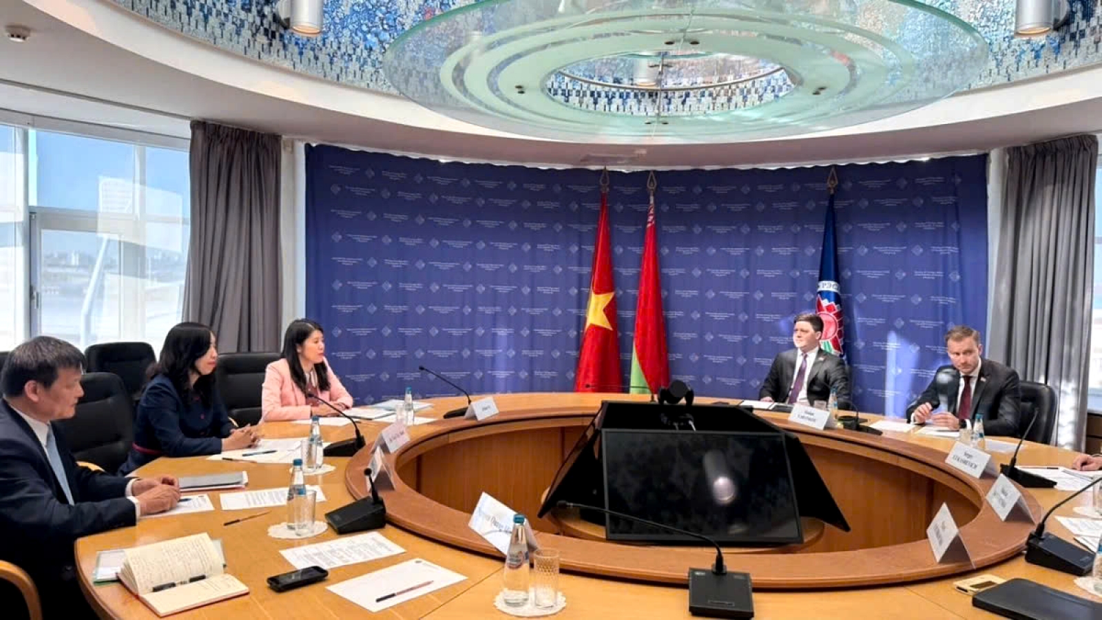 Vietnam – Belarus political consultation outlines cooperation orientations