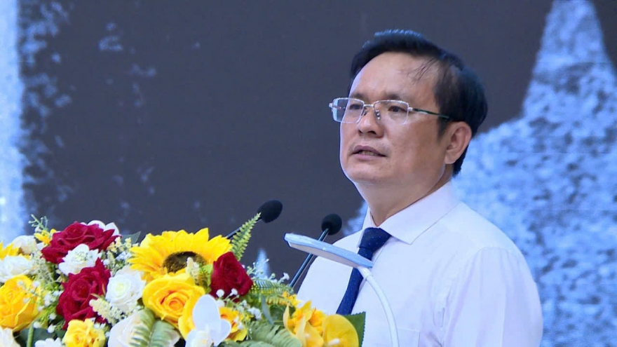 Nên có chế độ nhà công vụ, chế độ hỗ trợ công chức khi đi làm xa