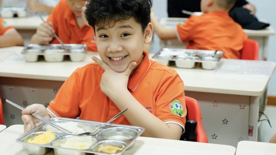 Bữa trưa miễn phí cho học sinh:  Hà Nội đã sẵn sàng?