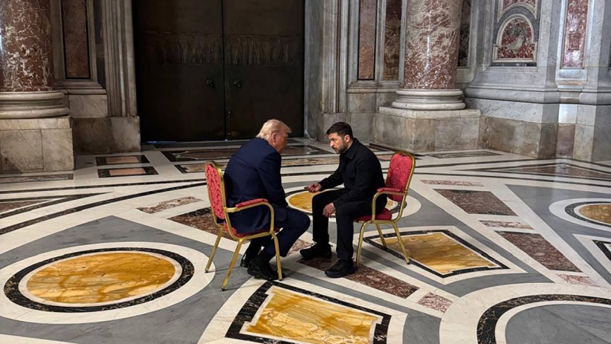 Cuộc gặp lịch sử Trump-Zelensky dưới mái vòm Vatican sẽ mở lối cho hòa bình?
