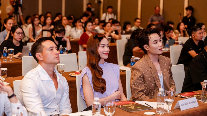 Làm giám khảo cuộc thi âm nhạc, Trúc Nhân chấp nhận vào vai ác