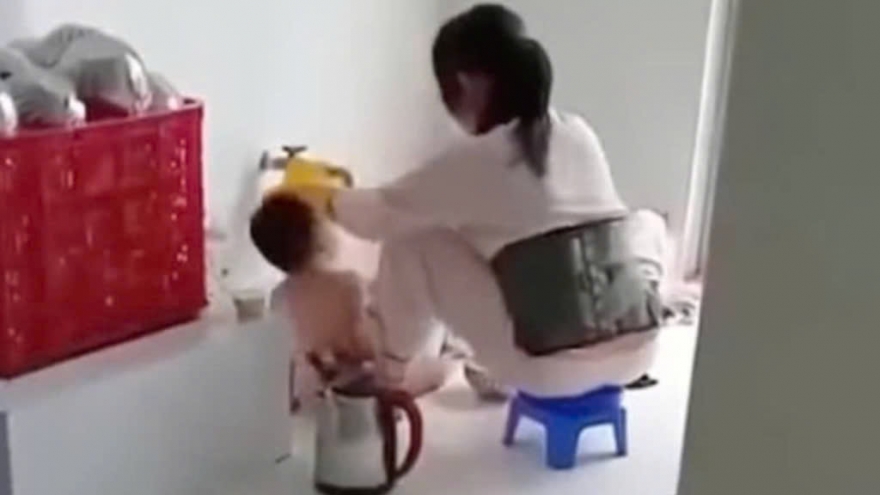 Bến Tre xác minh, xử lý bảo mẫu “cưỡng ép” trẻ ăn nhiều