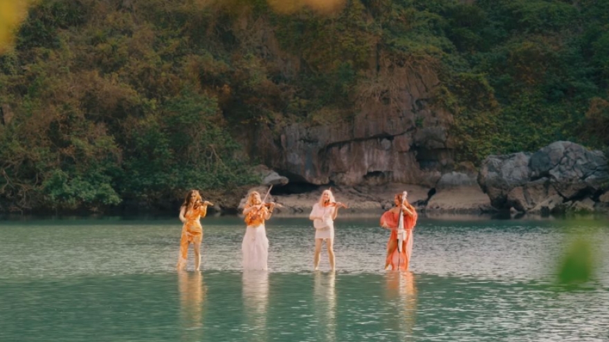 Beauty of Ha Long Bay featured in Bond’s latest MV