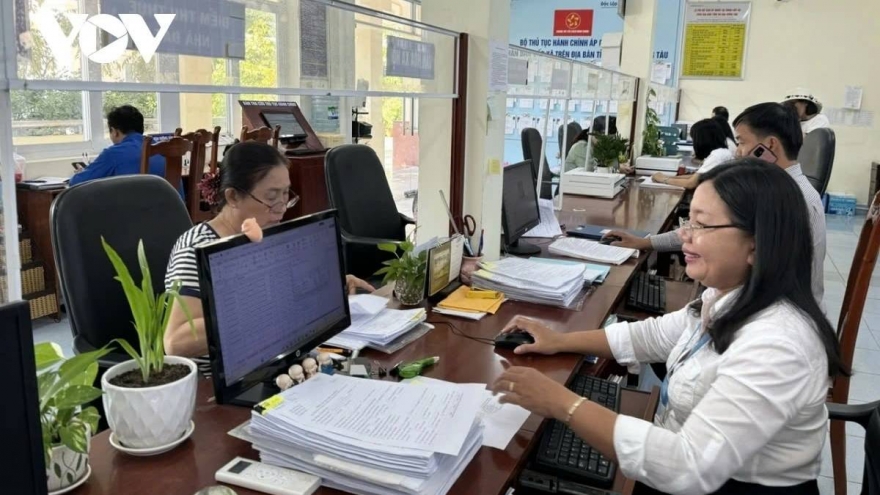 Dự kiến bình quân mỗi xã có khoảng 32 biên chế sau sắp xếp