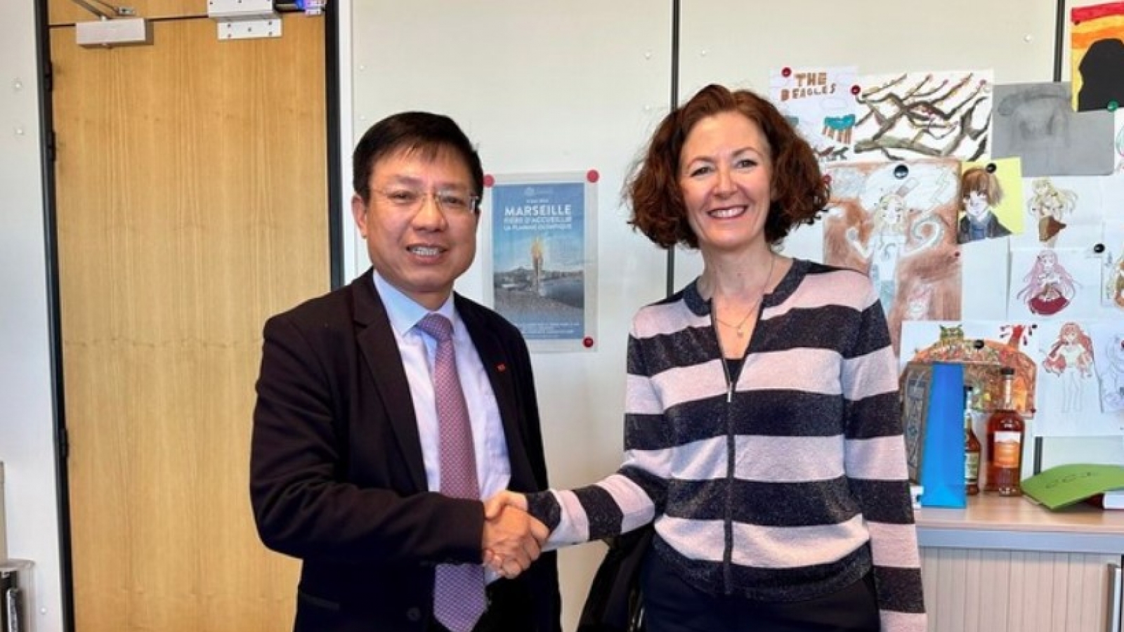 Vietnam learns from France's experiences in carbon market management