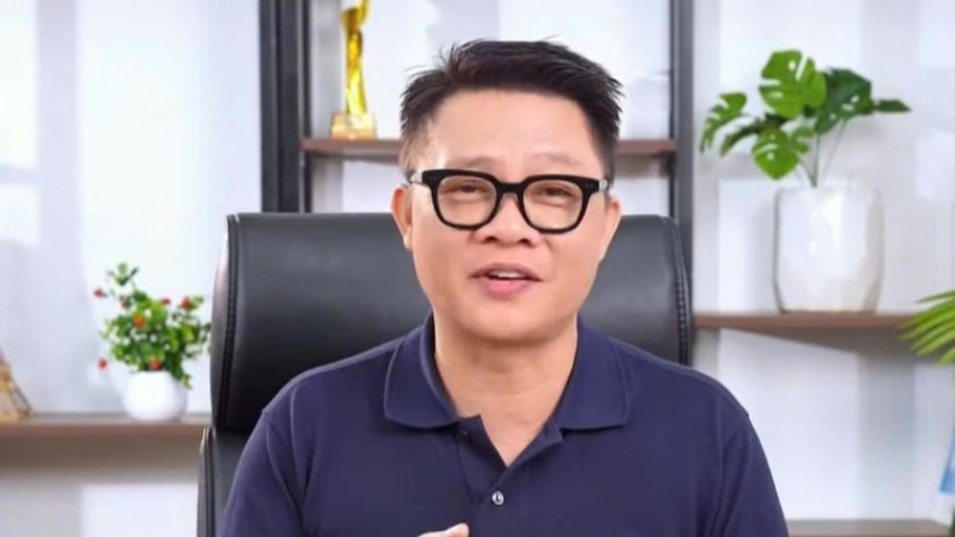 Bị chỉ trích quảng cáo sản phẩm kém chất lượng, loạt sao Việt vội vã xin lỗi