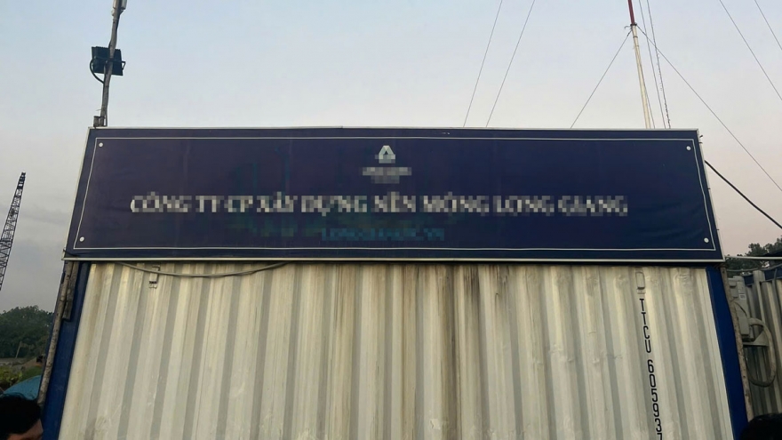 Ống bê tông rơi vào đầu khiến một cán bộ kỹ thuật tử vong
