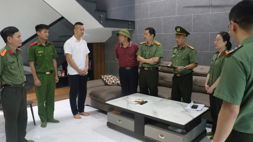 Khởi tố huấn luyện viên lạm dụng chức vụ, chiếm đoạt tiền của vận động viên