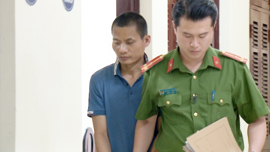 Tên cướp ngân hàng ở Hà Nội khai uống hết một can bia trước khi hành động