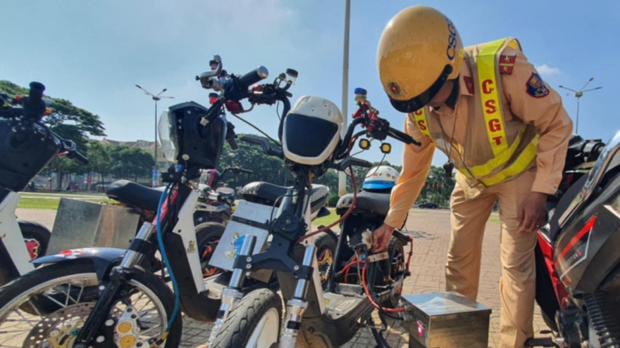 Gần 70 thiếu niên trong nhóm độ, chế xe điện bị xử lý