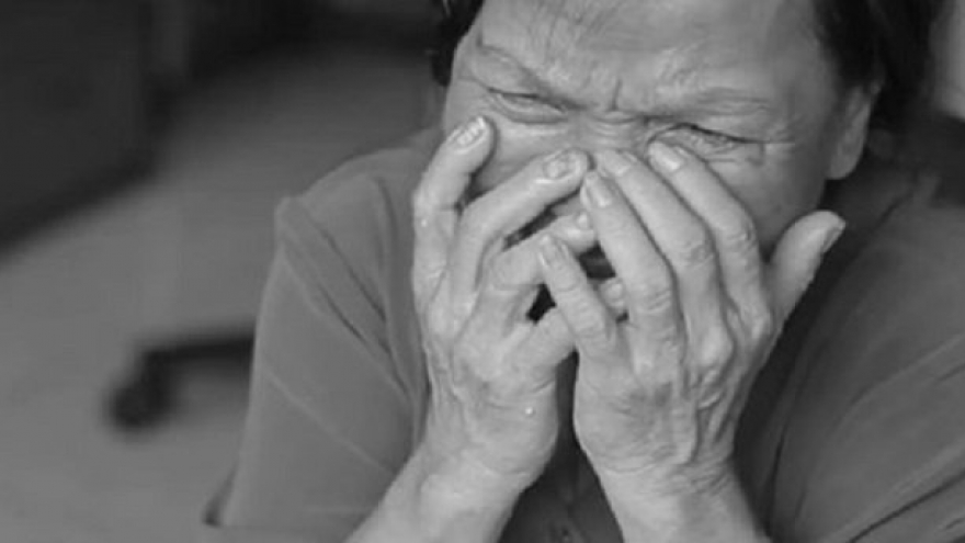 Sang tên bất động sản xong, con trai đuổi tôi ra khỏi nhà