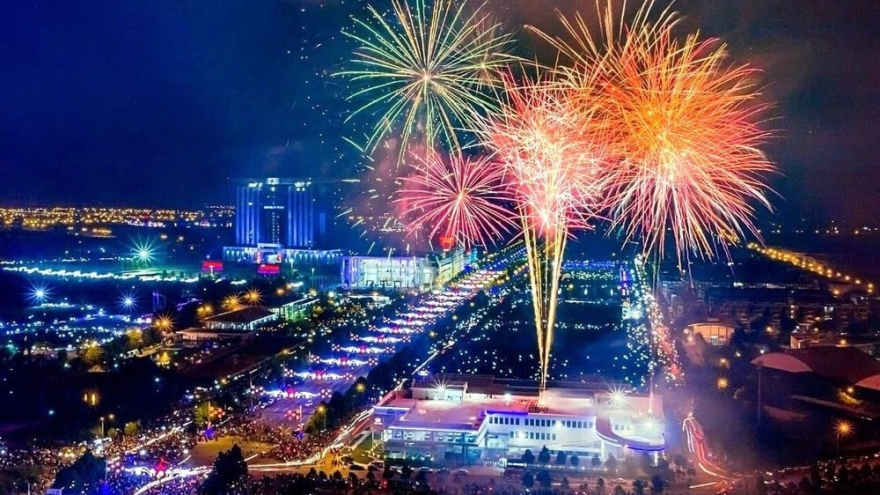 Kỷ niệm 30/4: Tỉnh Bình Dương sẽ bắn pháo hoa, trình diễn nghệ thuật ánh sáng