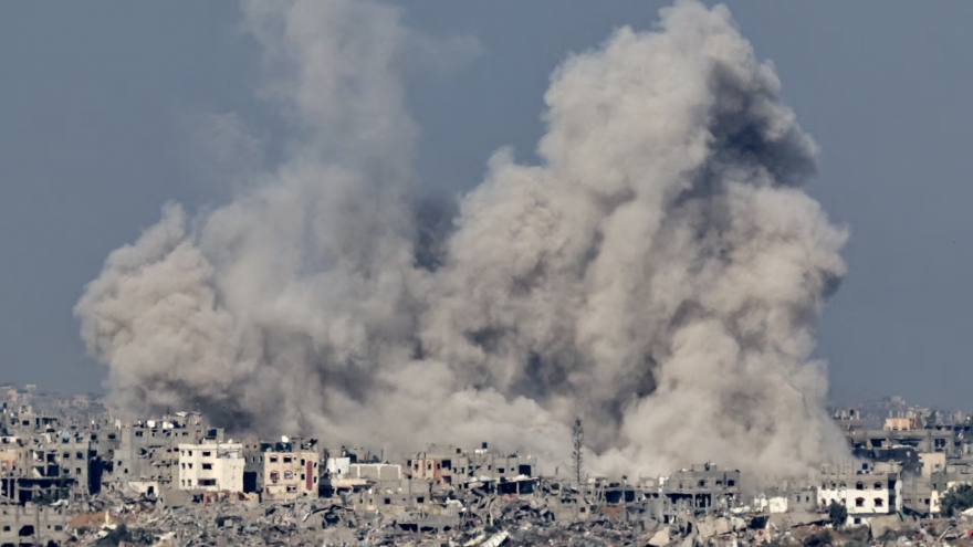Israel tăng cường tấn công vào dải Gaza