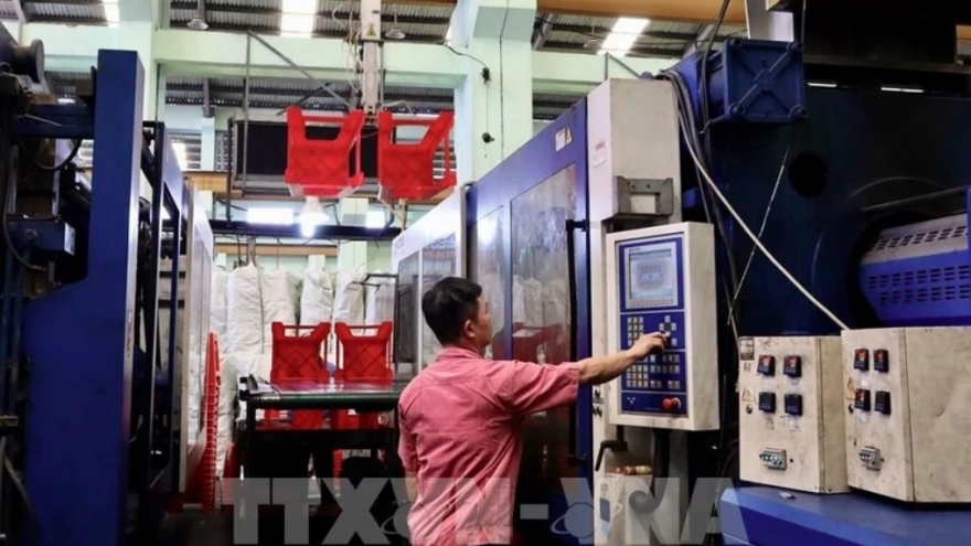 Manufacturing firms optimistic about Q2 despite mounting challenges: survey