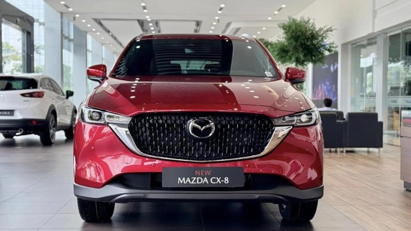 Mazda CX-8 lần đầu tiên giảm giá bản nâng cấp