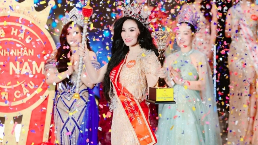 Luong Thi Huong crowned Miss Vietnam Global Business 2025