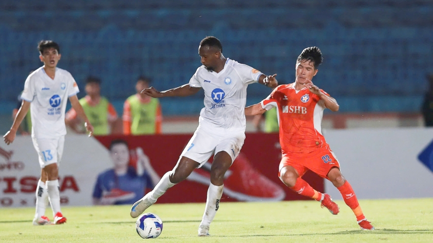 Bảng xếp hạng V-League mới nhất: Hà Nội FC phả hơi nóng tới ngôi đầu