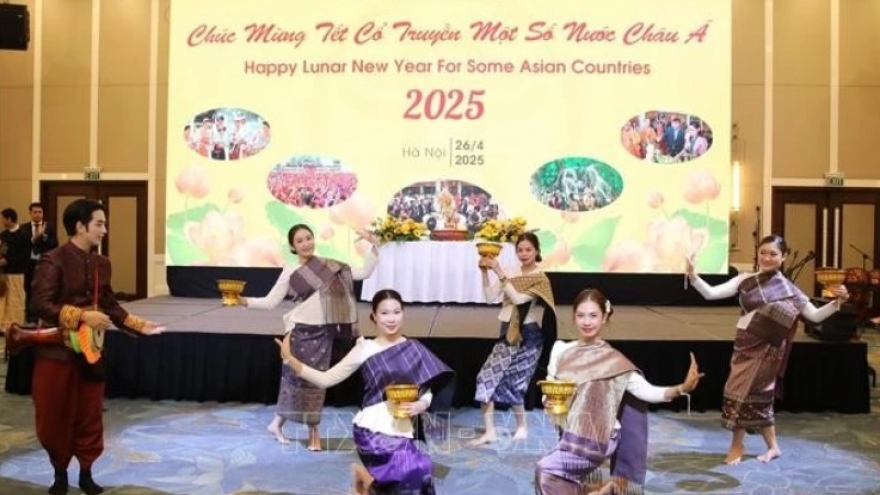 Hanoi friendship exchange celebrates New Year festivals of Asian countries