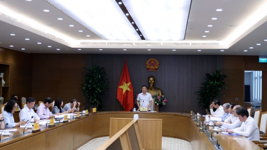 Phó Thủ tướng Lê Thành Long chủ trì họp Tổ Chỉ đạo số 4 của Đảng ủy Chính phủ