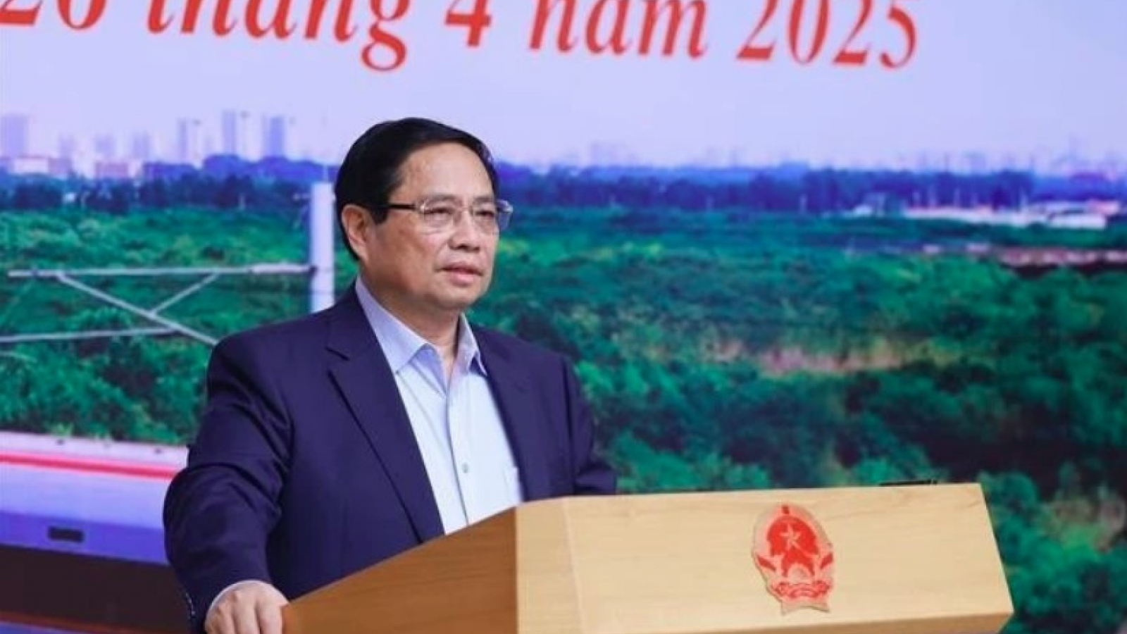 PM calls for bold, accelerated action in railway development