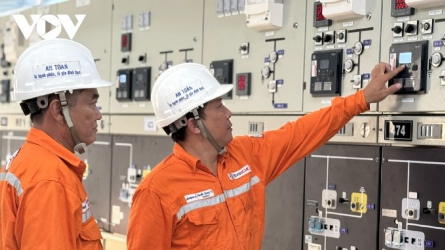 Power sector under strain as Vietnam targets 8% economic growth