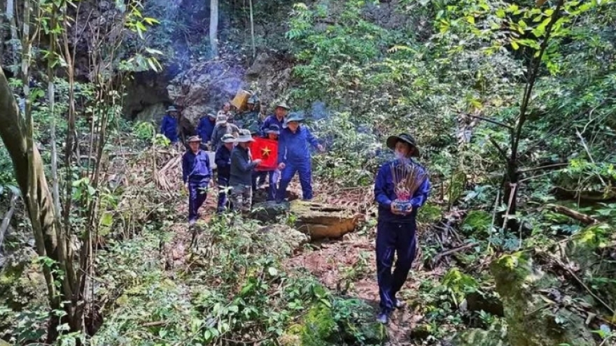 Nghe An's search team recovers 65 sets of Vietnamese soldiers’ remains in Laos