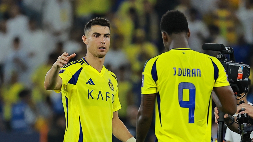 Bán kết cúp C1 châu Á: Ronaldo gặp đối thủ “dễ thở”