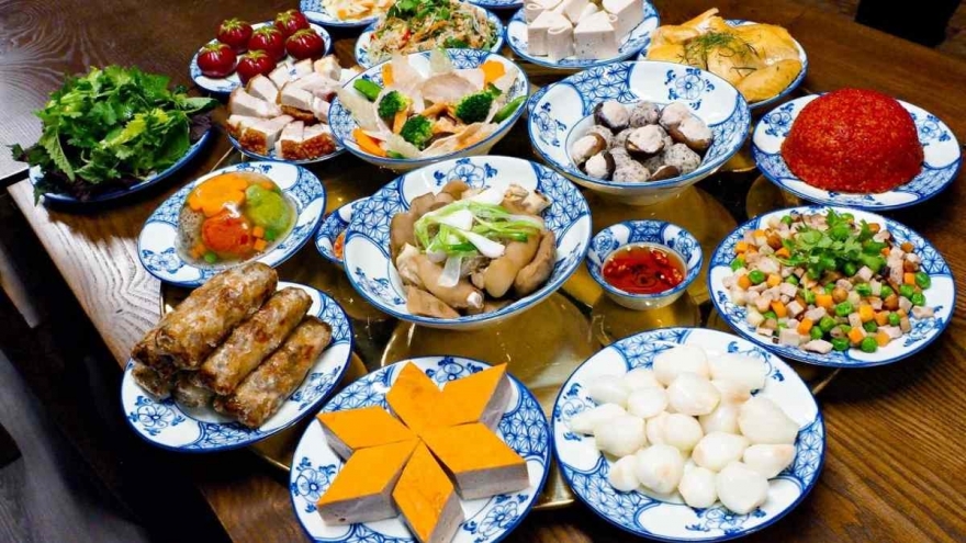 Mâm cúng Tết Thanh Minh 2025 ngoài mộ, tại nhà cần chuẩn bị những gì?