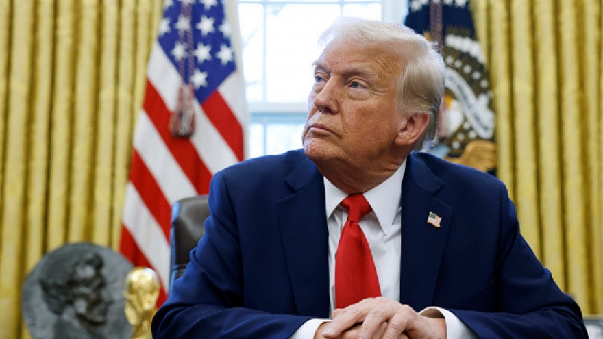 Ông Trump bất ngờ sa thải 6 quan chức an ninh quốc gia Mỹ