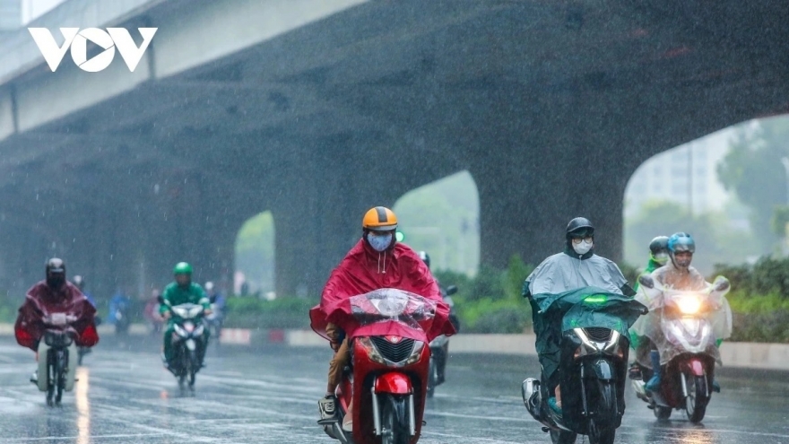 Chủ động ứng phó với không khí lạnh, mưa lớn, lốc sét và gió giật mạnh