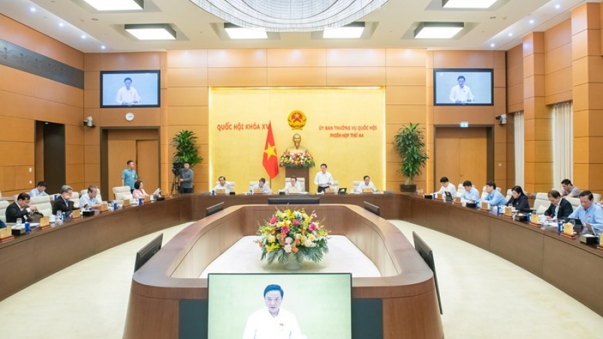Ủy ban Thường vụ Quốc hội "chốt" mức hỗ trợ một lần cho các tỉnh và xã sau sáp nhập
