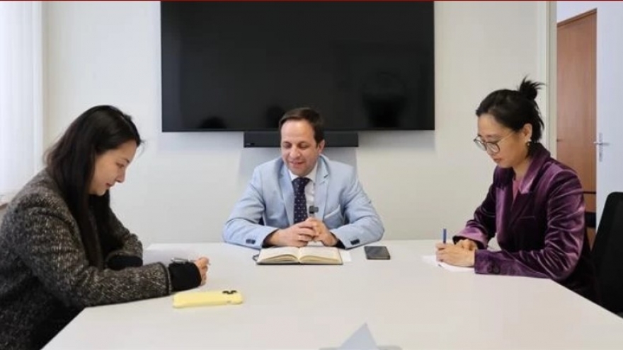 UN University for Peace Ambassador highlights Vietnam’s peace building efforts