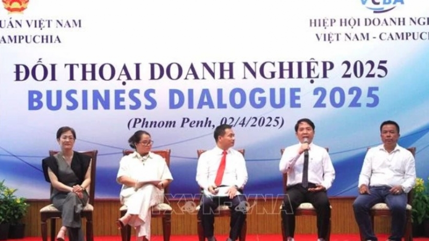 Annual Vietnam-Cambodia business dialogue held in Cambodia