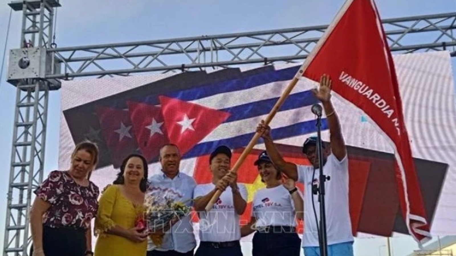 Cuba recognises outstanding contribution of Vietnamese enterprises