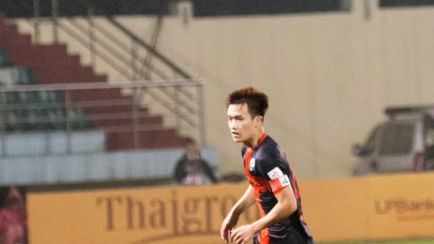 Hoàng Đức thể hiện đẳng cấp, Ninh Bình tiến sát vé thăng hạng V-League